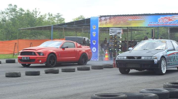 Detail Foto Mobil Drag Race Nomer 5