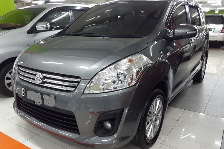 Detail Foto Mobil Ertiga Nomer 31