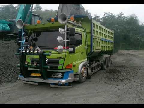 Detail Foto Mobil Fuso Nomer 39