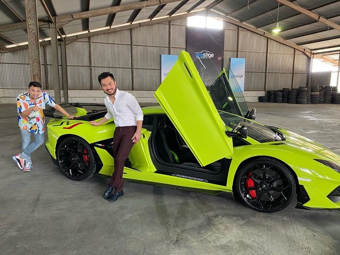 Raffi Ahmad Unggah Mobil Lamborghini Termahal, Inul 'Bisa Buka 3 Cabang Inul Vizta' | Merdeka.com