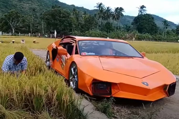 Detail Foto Mobil Lamborjini Nomer 52