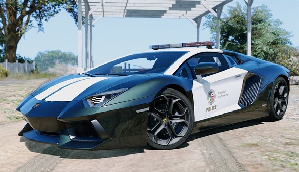 Detail Foto Mobil Polisi Lamborghini Nomer 14