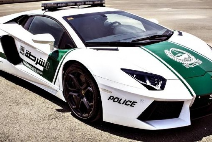 Detail Foto Mobil Polisi Lamborghini Nomer 35