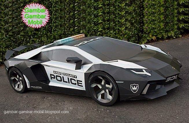 Detail Foto Mobil Polisi Lamborghini Nomer 46