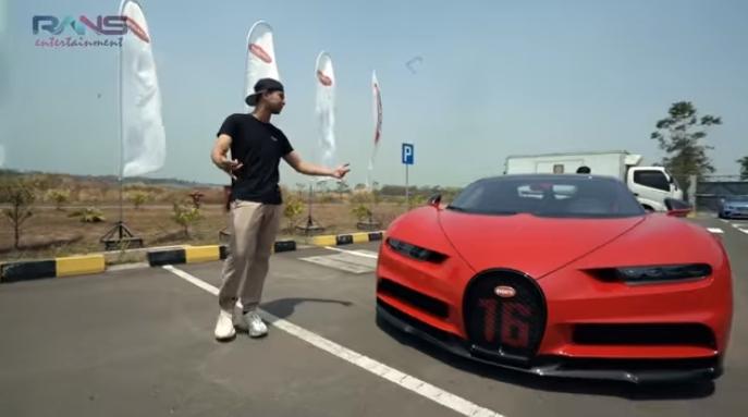 Detail Foto Mobil Raffi Ahmad Nomer 24