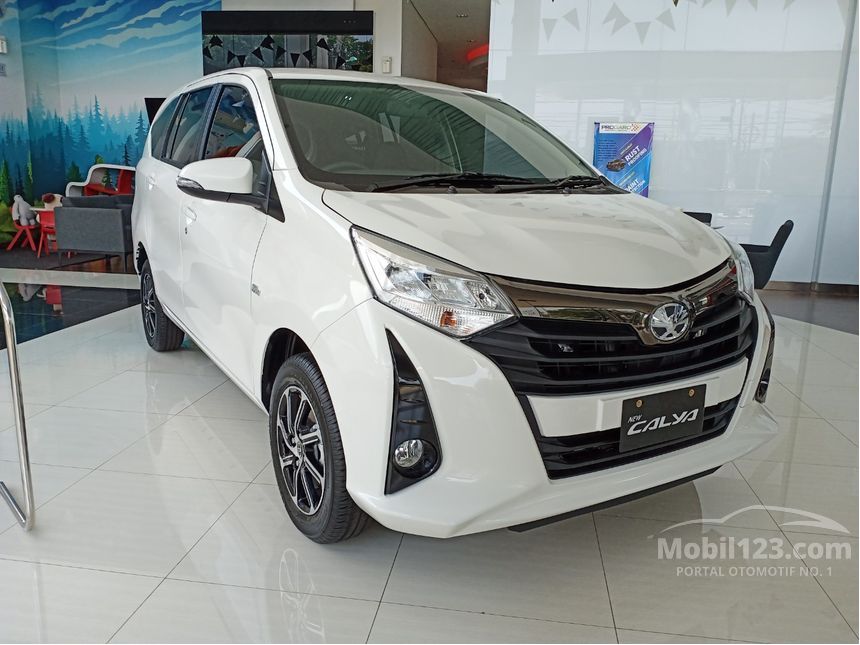 Detail Foto Mobil Toyota Calya Nomer 39