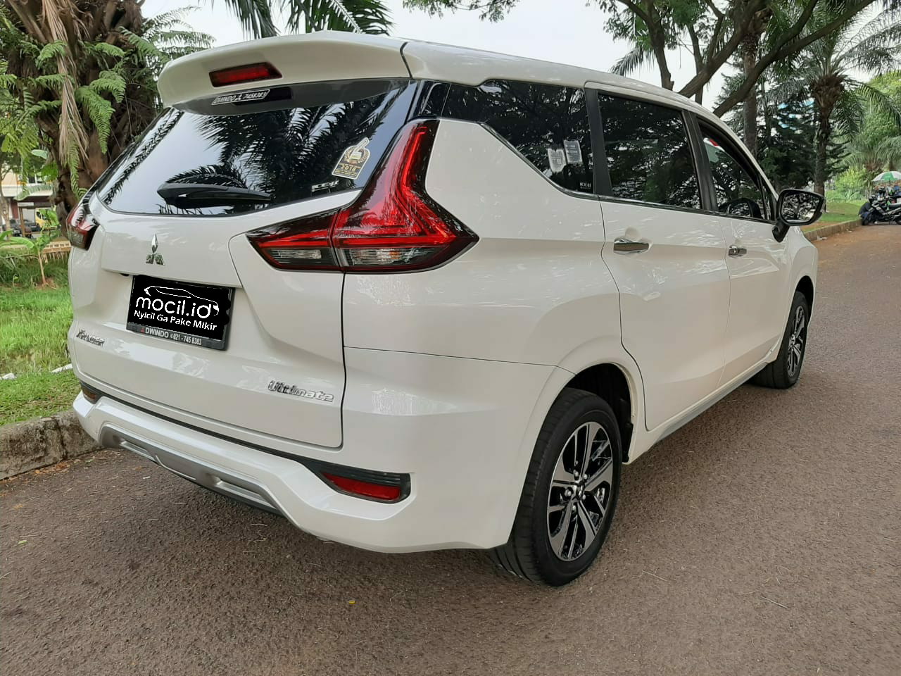 Detail Foto Mobil Xpander Warna Putih Nomer 18