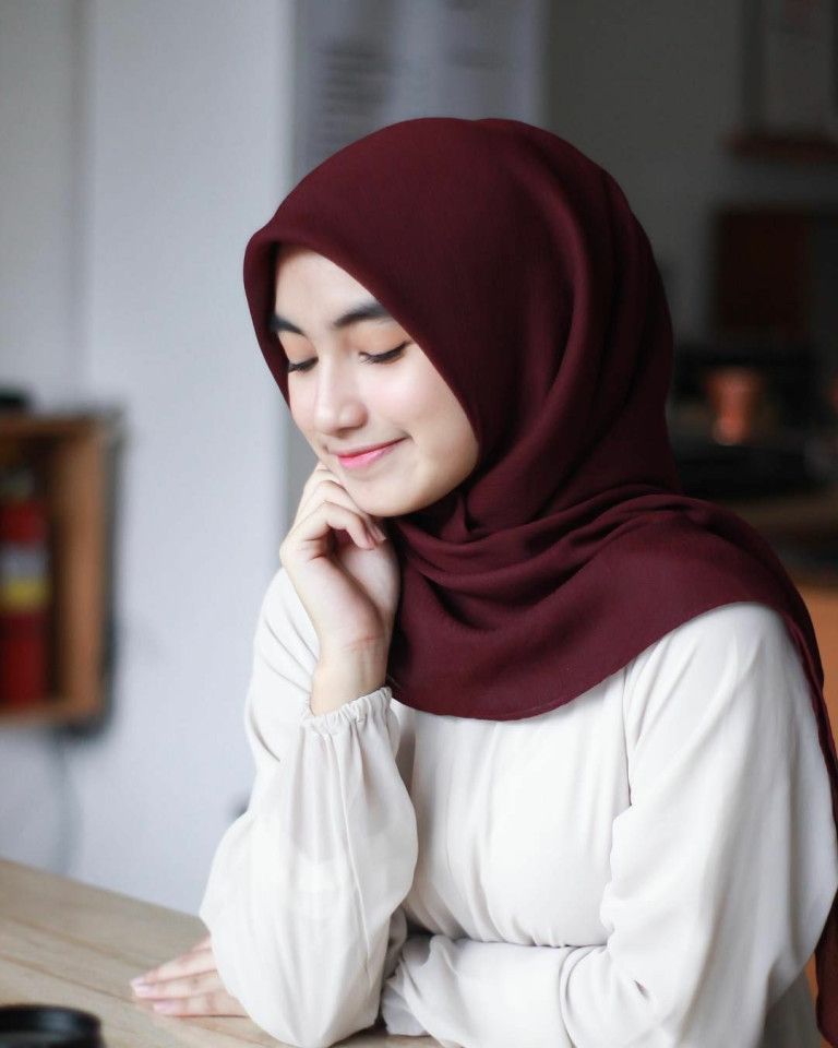 Foto Model Muslimah Cantik - KibrisPDR