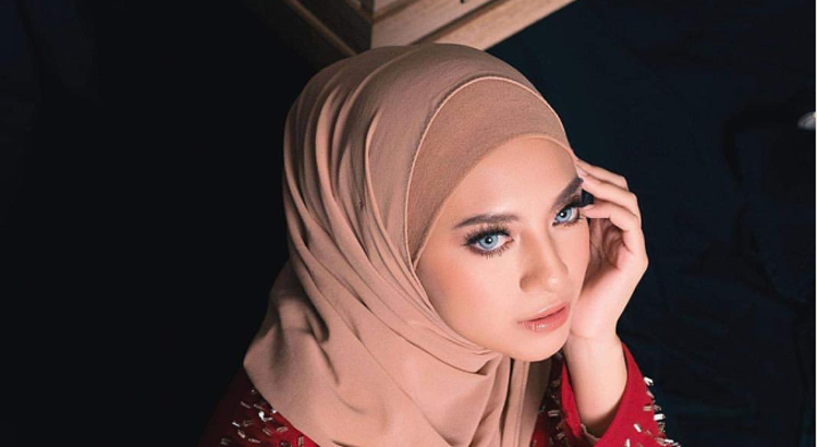 Detail Foto Model Muslimah Cantik Nomer 45