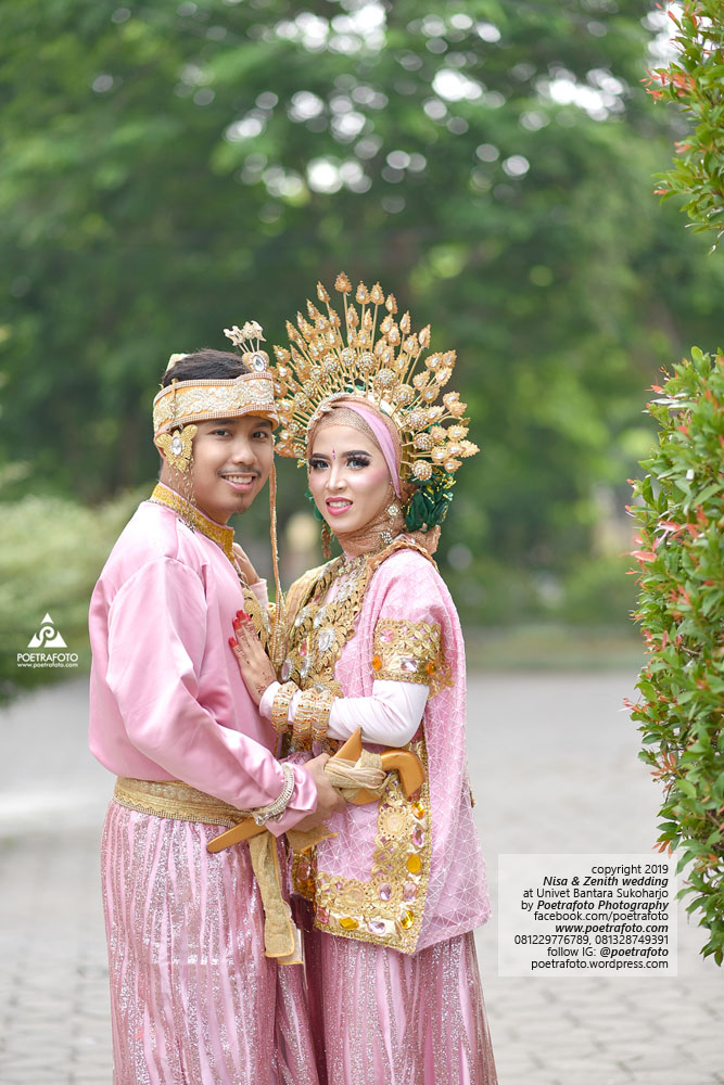 Detail Foto Model Pengantin Adat Bugis Nomer 45