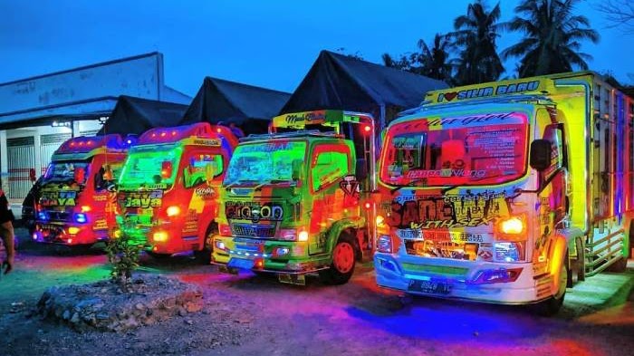 Foto Modifikasi Mobil Truk - KibrisPDR