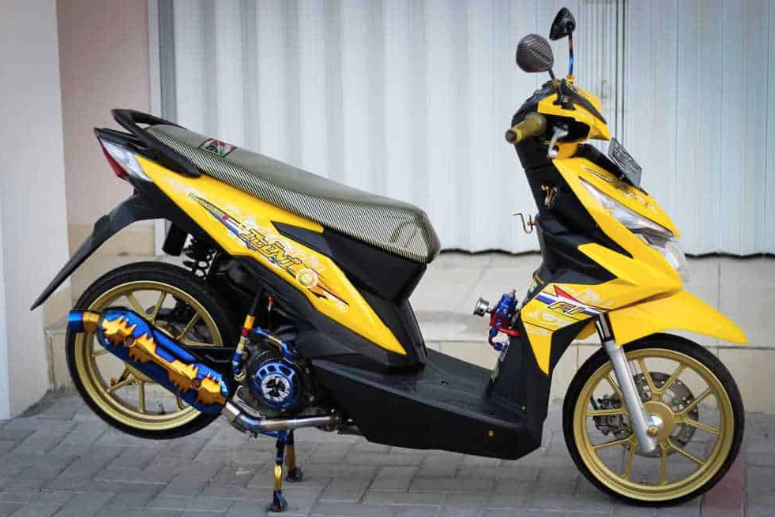 Detail Foto Motor Beat Thailook Nomer 40