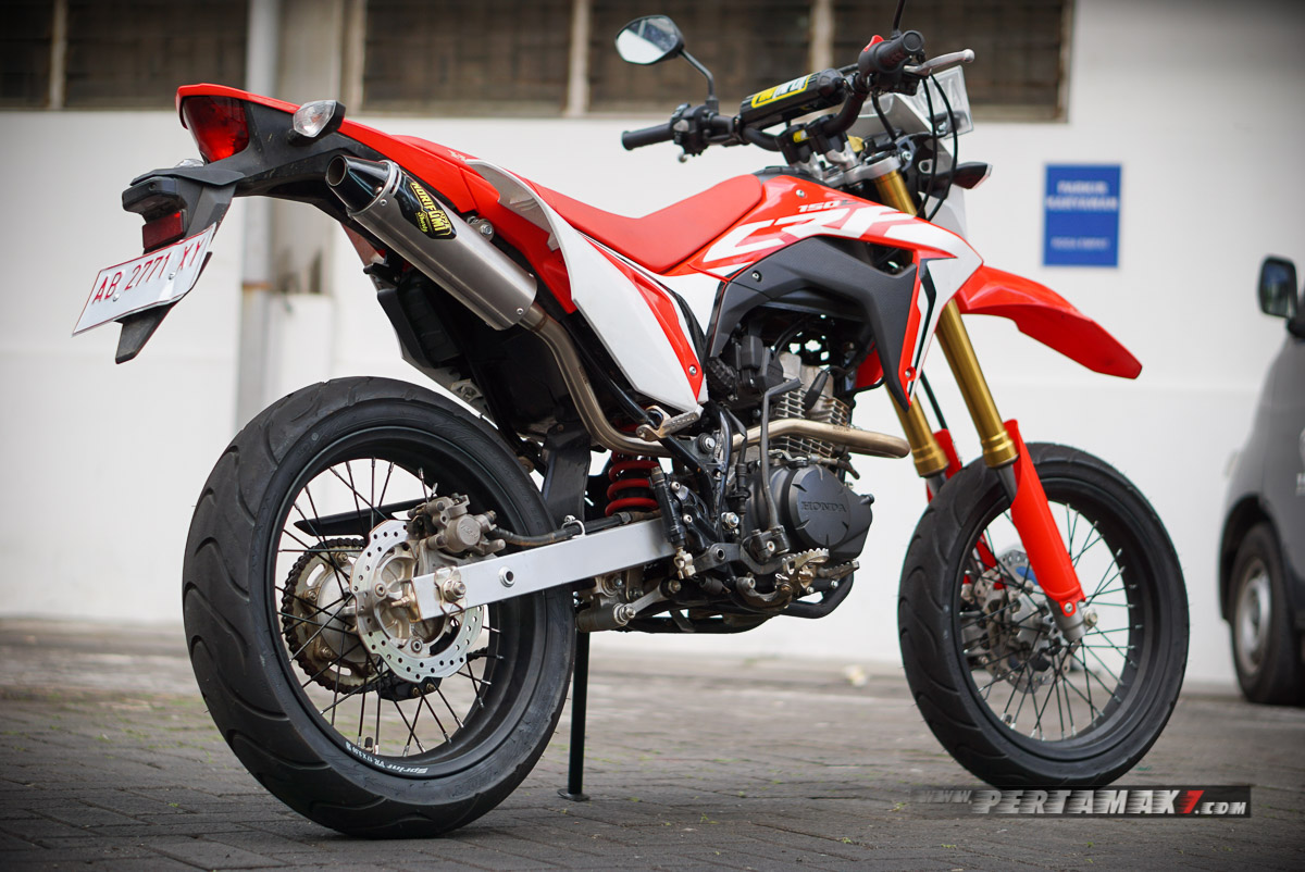 Detail Foto Motor Crf Supermoto Nomer 20