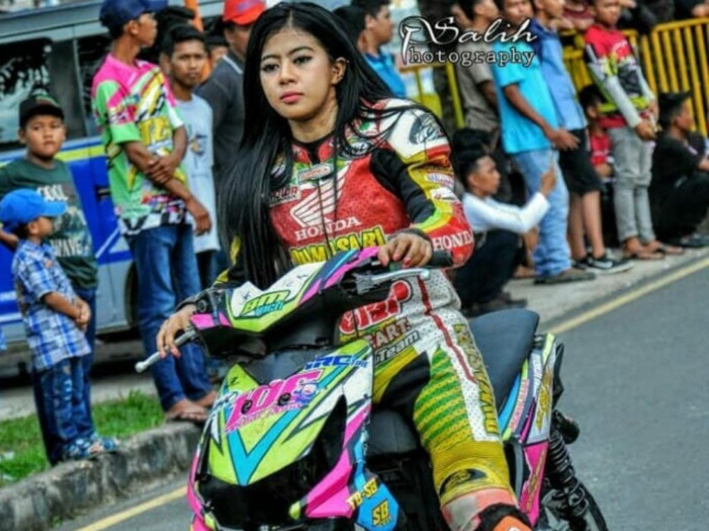 Detail Foto Motor Drag Indri Barbie Nomer 18