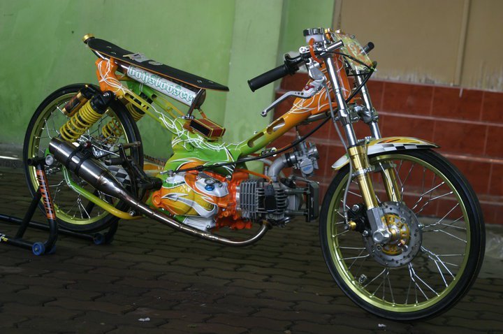 Detail Foto Motor Drag Liar Nomer 22