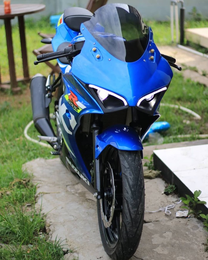 Detail Foto Motor Gsx R150 Nomer 49