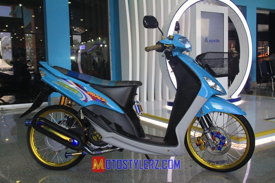 Detail Foto Motor Mio Thailook Nomer 36