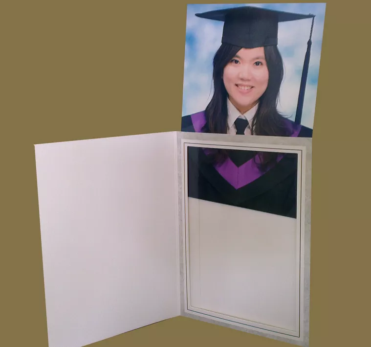 Detail Bingkai Undangan Wisuda Nomer 36