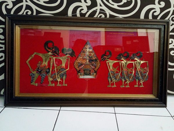 Detail Bingkai Wayang Nomer 3