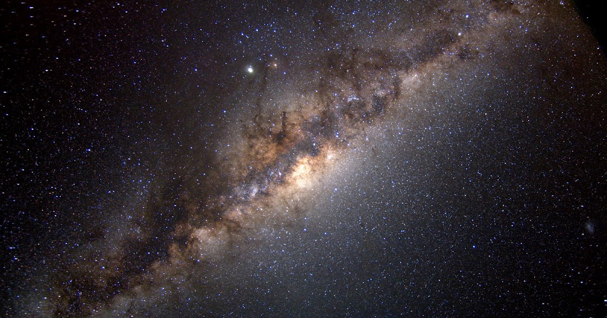 Detail Bintang Terbesar Dalam Galaksi Bima Sakti Nomer 6