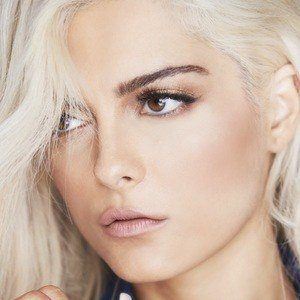 Detail Biografi Bebe Rexha Nomer 55