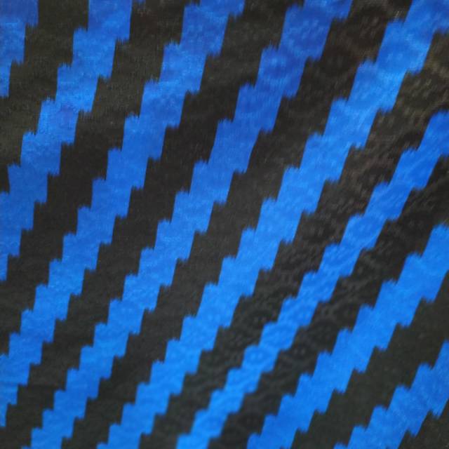Detail Biru Dan Hitam Nomer 24