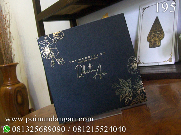 Detail Biru Dongker Elegan Undangan Nomer 33