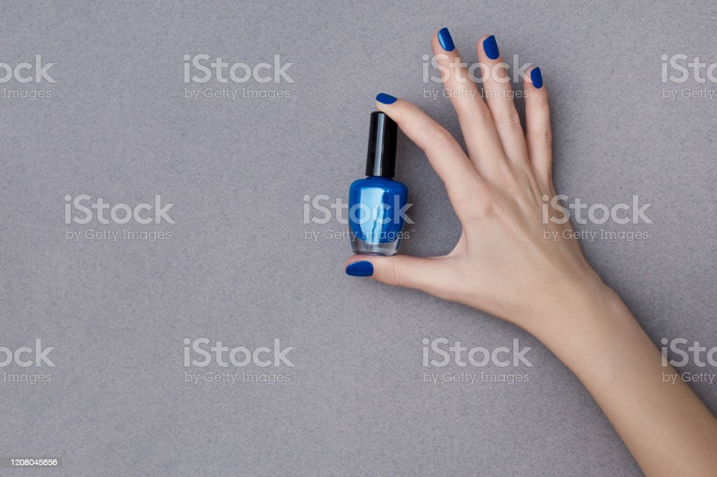 Detail Biru Klasik Nomer 28