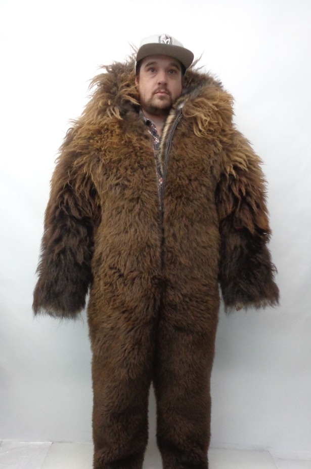 Detail Bison Fur Jacket Nomer 10