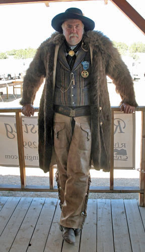 Detail Bison Fur Jacket Nomer 19