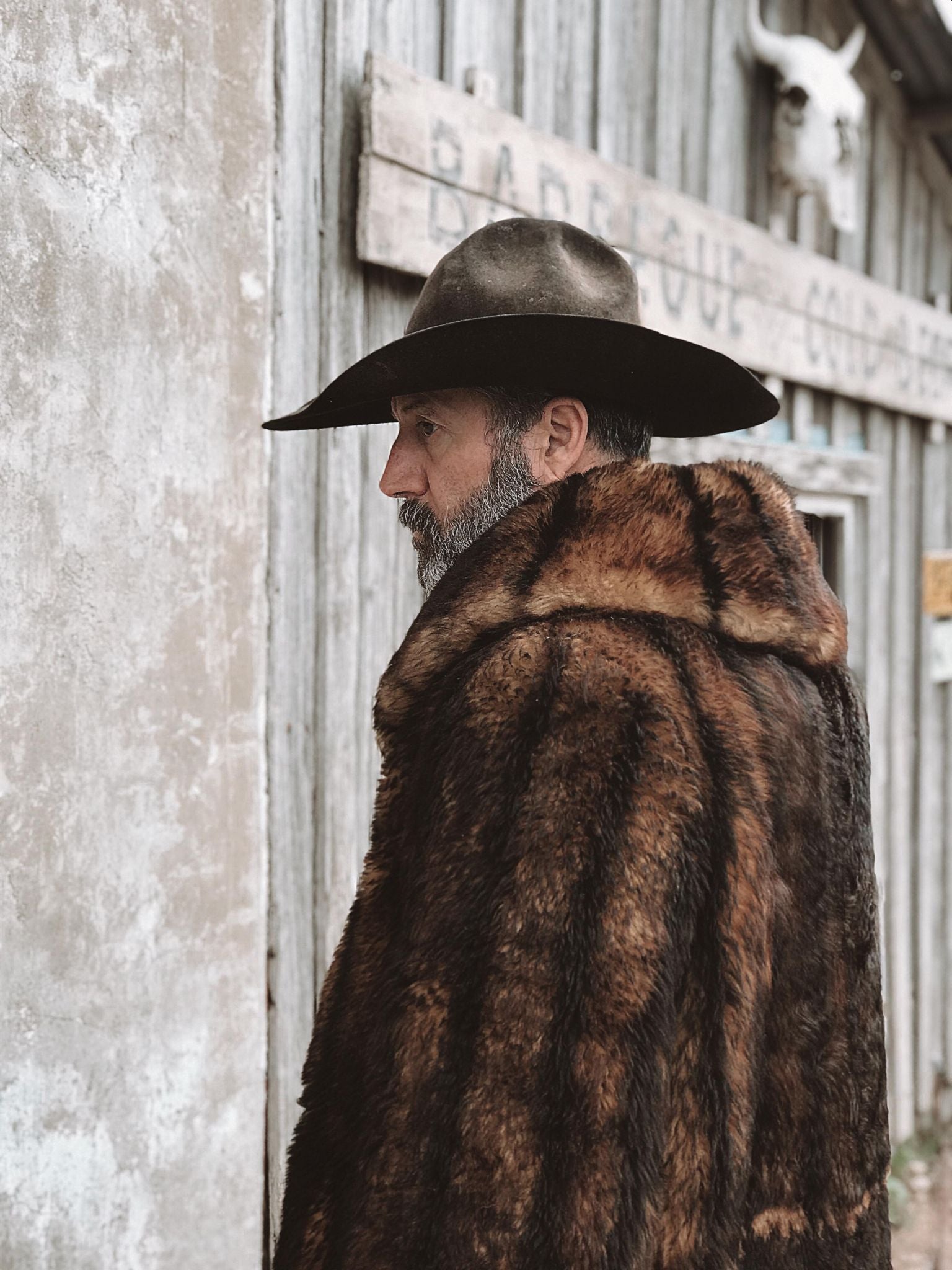 Detail Bison Fur Jacket Nomer 6