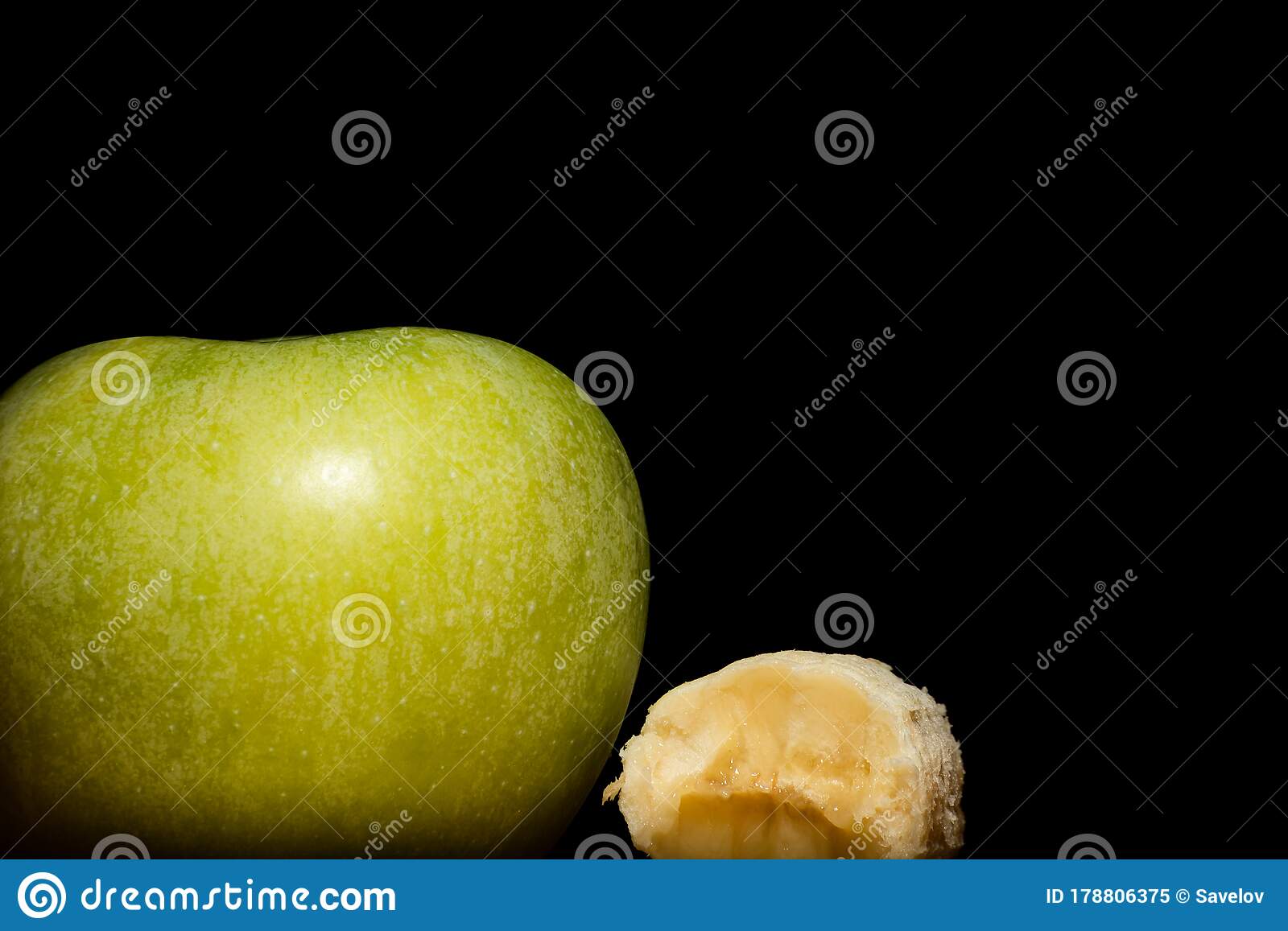 Detail Bitten Green Apple Nomer 41