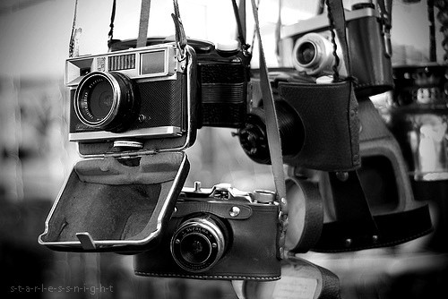 Detail Black And White Camera Nomer 39