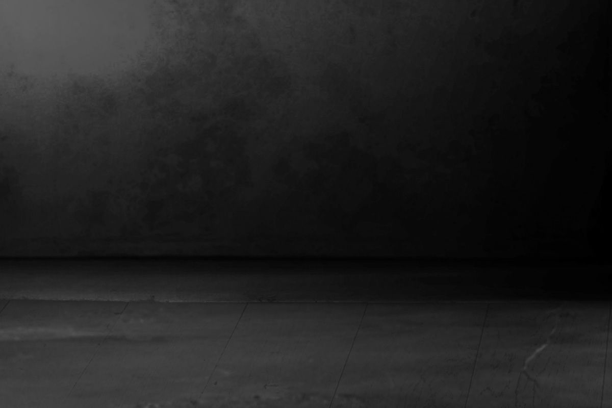 Detail Black Background Studio Nomer 12