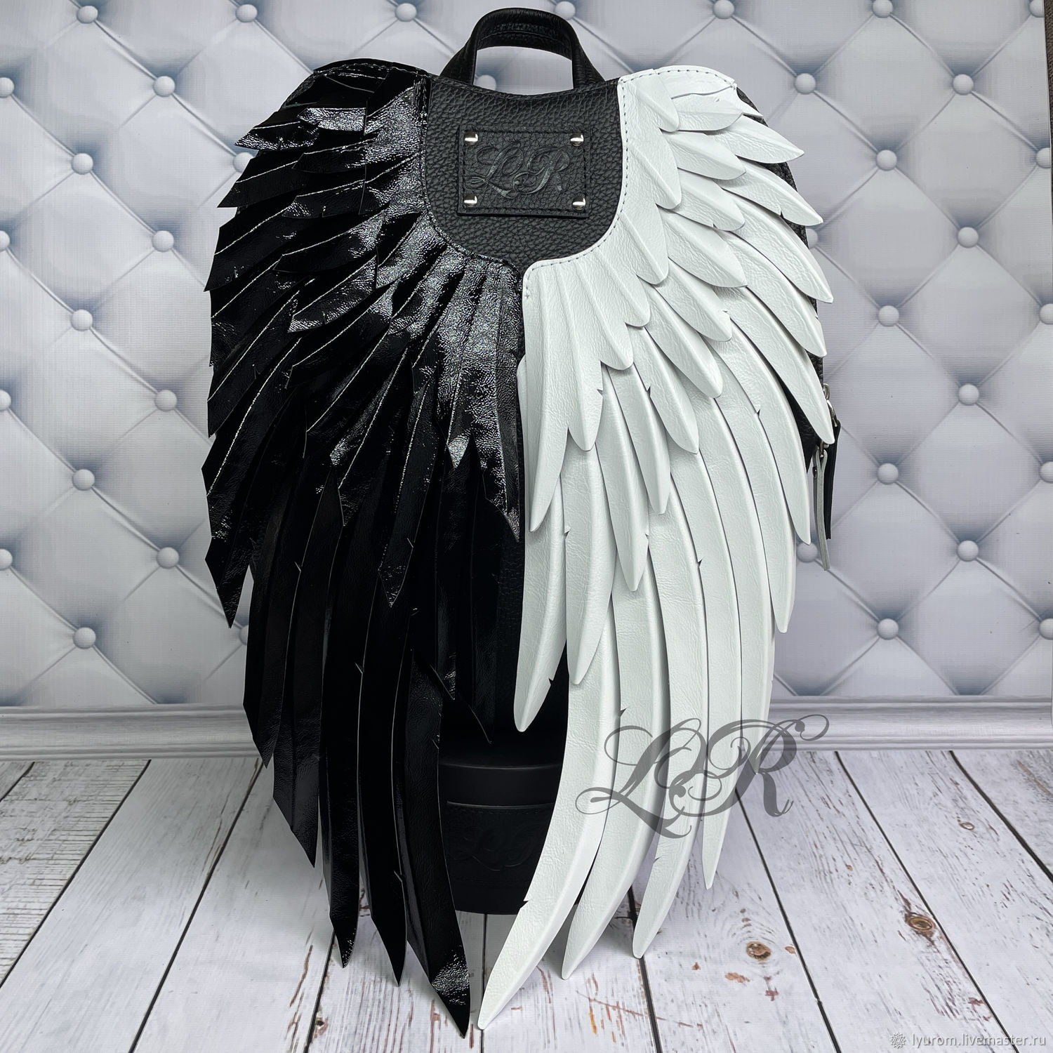 Detail Black Feather Wings Backpack Nomer 44