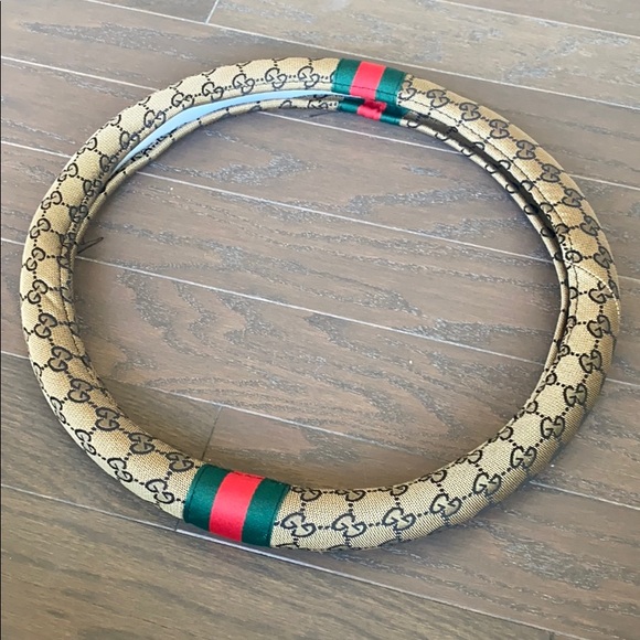 Detail Black Gucci Steering Wheel Cover Nomer 9