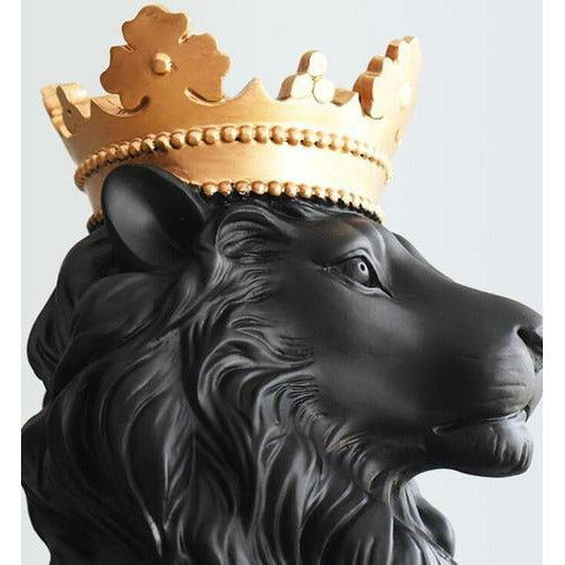 Detail Black Lion Statue With Gold Crown Nomer 11