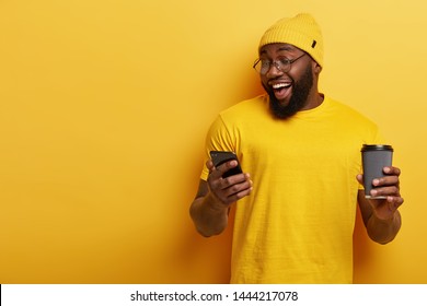 Detail Black Man On Phone Meme Nomer 26