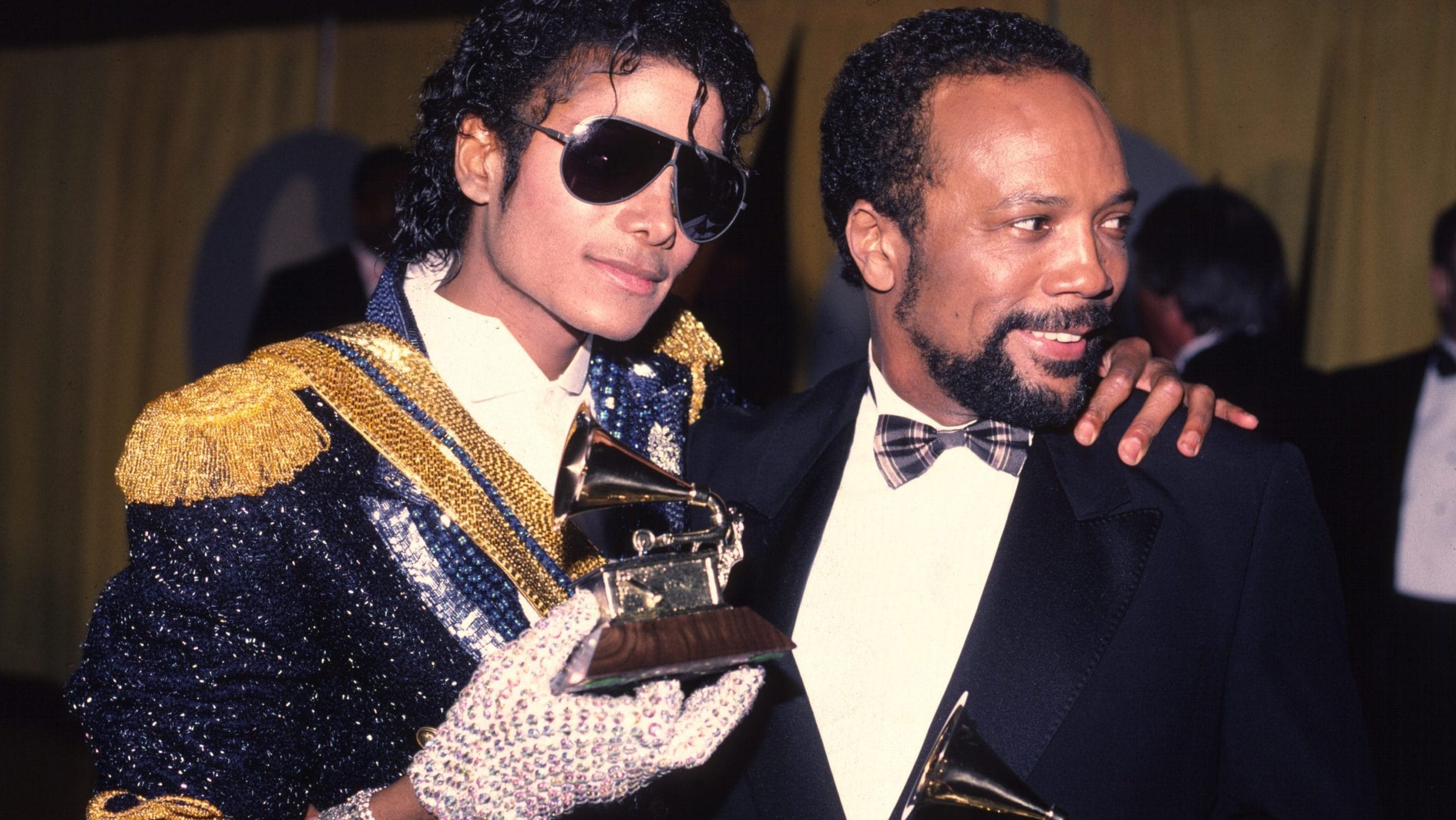 Detail Black Michael Jackson Pic Nomer 46