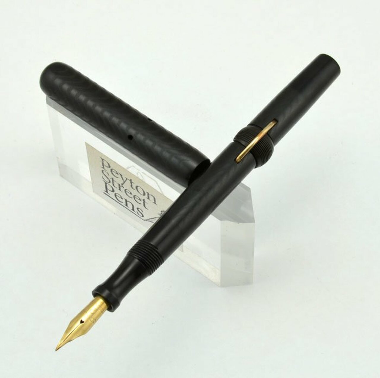 Detail Black Noodle Fountain Pen Nomer 27