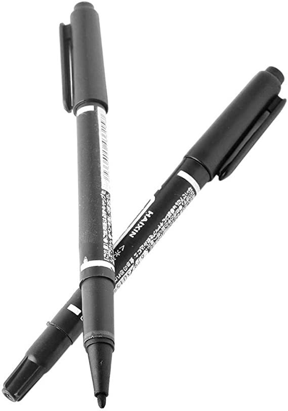 Detail Schwarzer Tattoo Stift Nomer 2