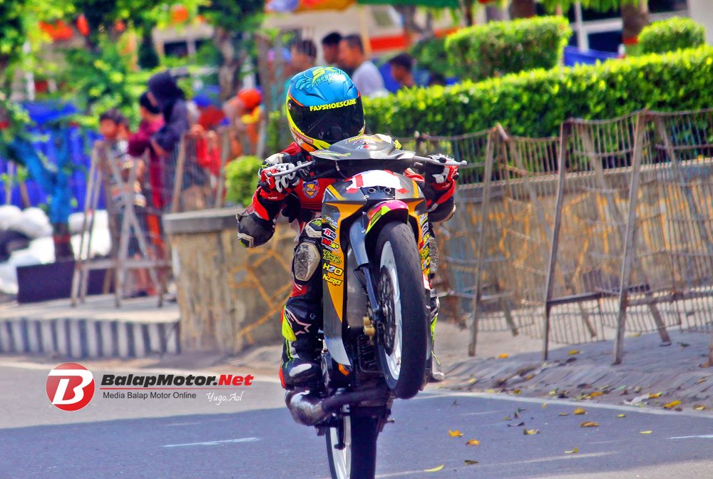 Detail Foto Motor Road Race Nomer 13