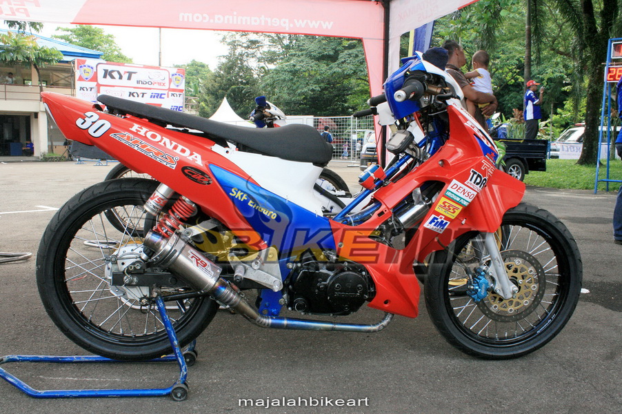 Detail Foto Motor Road Race Indoprix Nomer 19