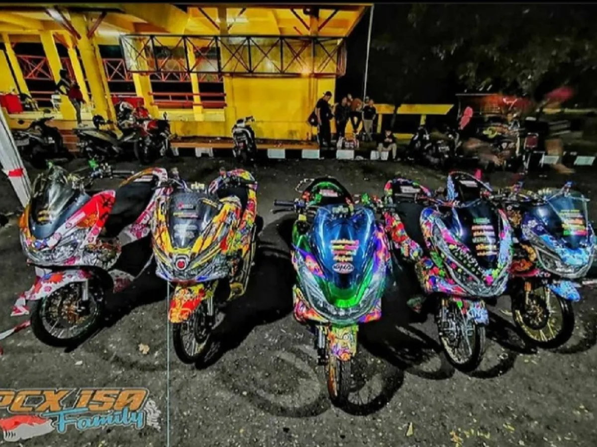 Detail Foto Motor Thailook Nomer 24