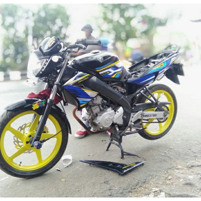 Detail Foto Motor Vixion Old Nomer 24