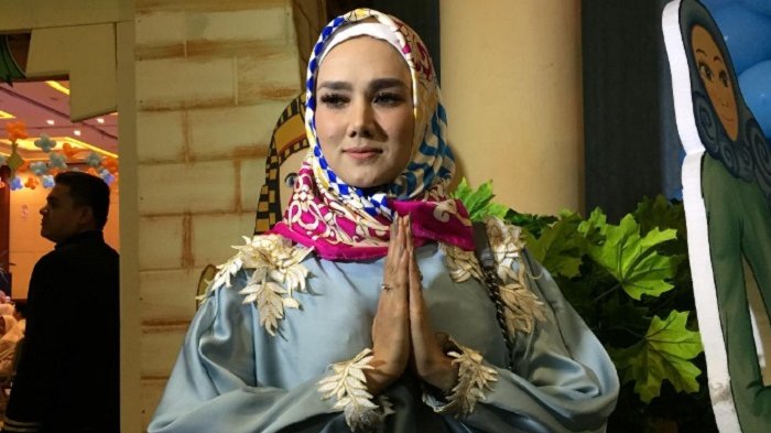 Detail Foto Mulan Jameela Berhijab Nomer 40