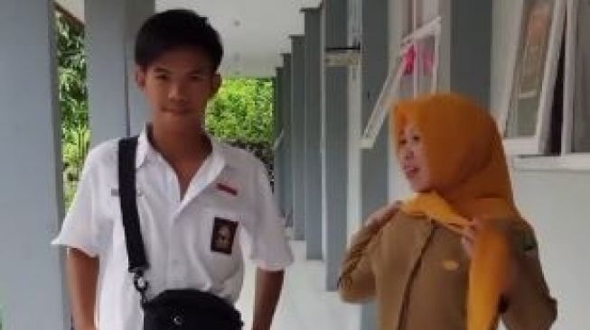 Detail Foto Murid Dan Guru Nomer 48