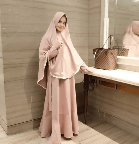 Detail Foto Muslimah Berhijab Syari Nomer 25