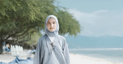 Detail Foto Muslimah Di Pantai Nomer 36