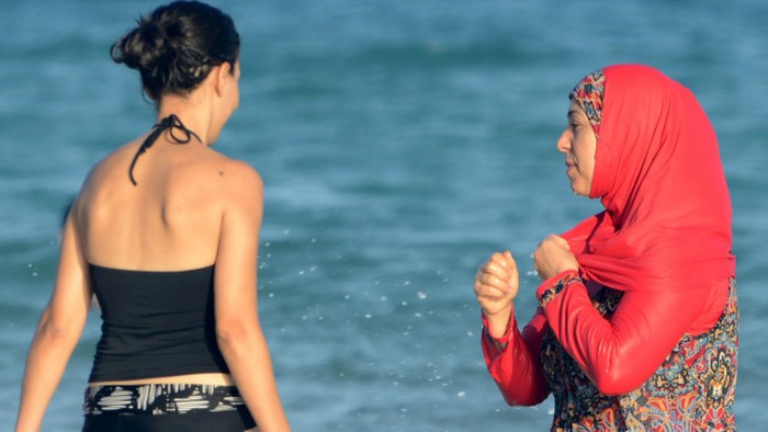 Detail Foto Muslimah Di Pantai Nomer 38